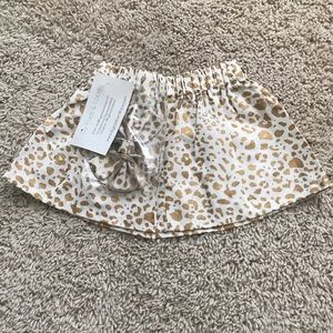 Skirt + Matching Bow (headband)
